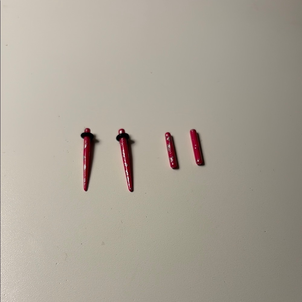 Red Spike Earrings Set